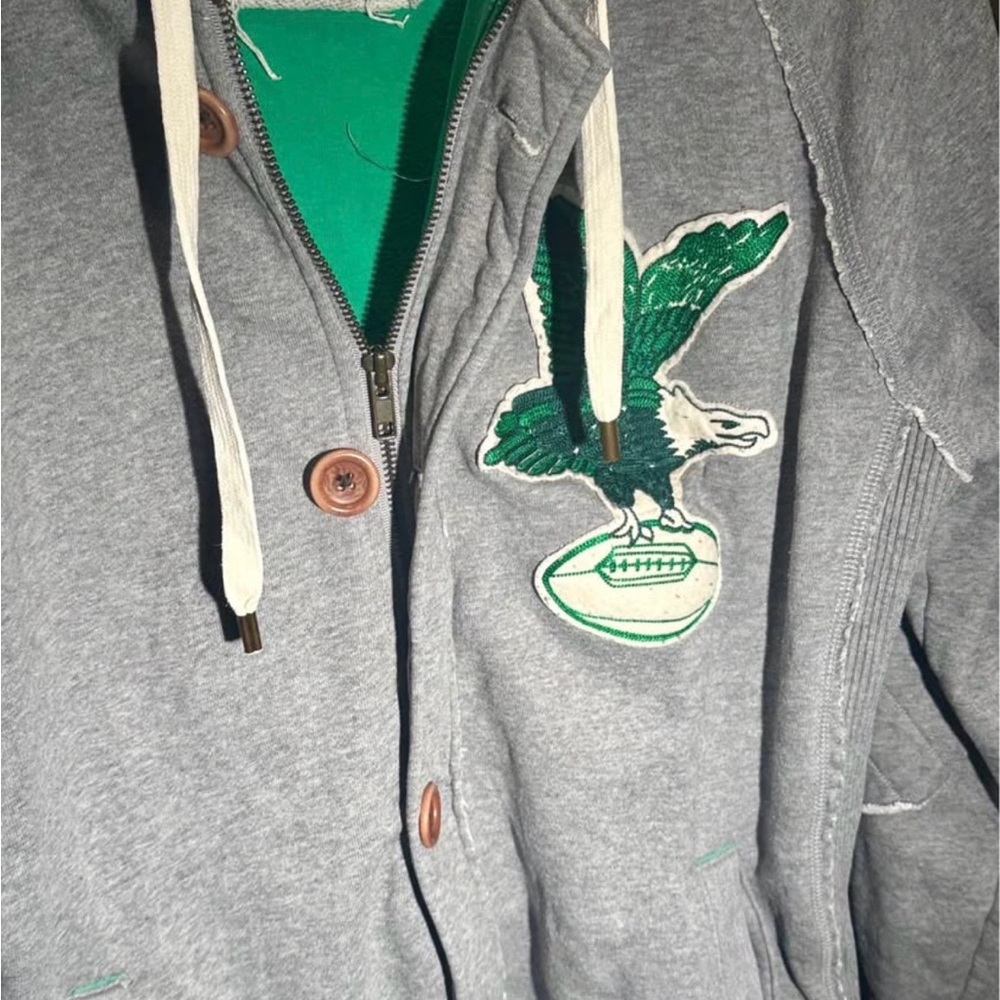 Mitchell & Ness Philadelphia Eagles Jacket. Men’s large, old school vintage